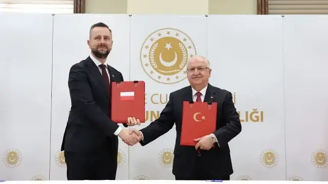 Яшар Гюлер и Владислав Косиняк-Камыш