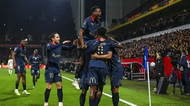 
 لانس يستعيد صدارة الدوري الفرنسي على حساب باريس سان جيرمان