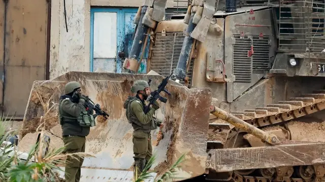 Израильские силы открыли огонь в лагере беженцев, ранен ребёнок.