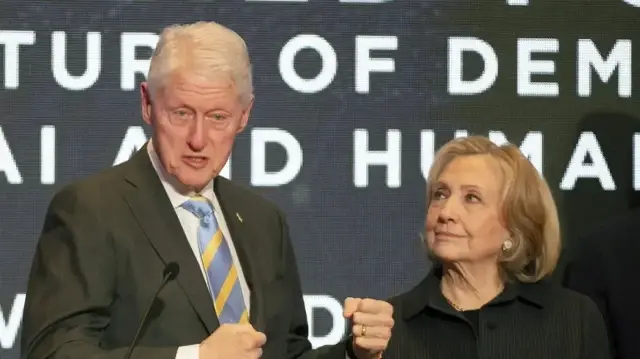 Билл и Хиллари Клинтоны