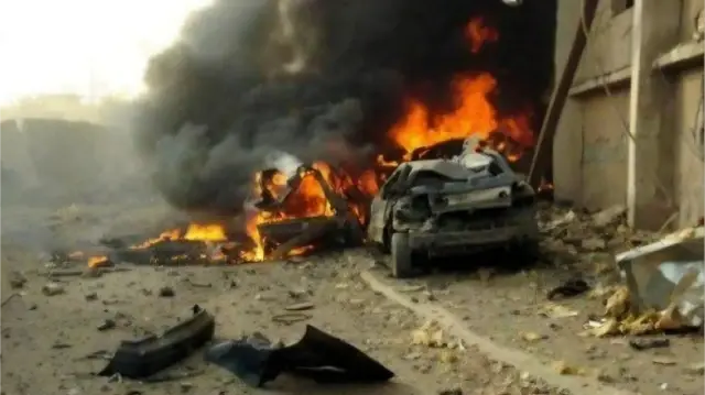 انفجار قنبلة في سيارة تابعة لوزارة الدفاع في دير الزور السورية