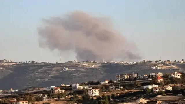 اعتداءات إسرائيلية تستهدف سيارة في مرجعيون جنوبي لبنان