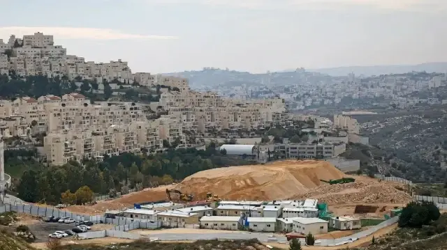 Катар осуждает строительство Израилем новых поселений на Западном берегу.