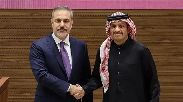 وزير الخارجية التركي يبحث مع نظيره القطري تطورات خطة السلام بغزة