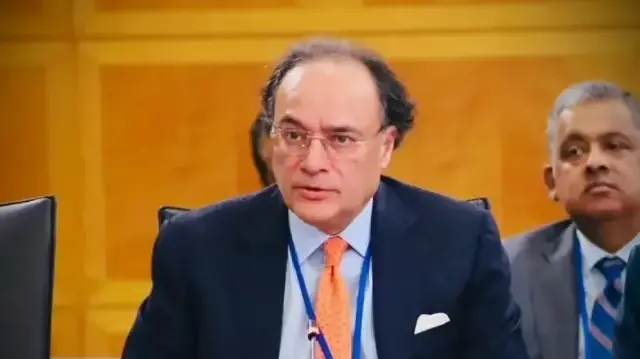 رپورٹ کے مطابق محمد اورنگزیب نے یہ بھی کہا کہ دونوں ملک پاکستان میں ایک اور اسٹیل پلانٹ بنانے پر غور کر رہے ہیں۔