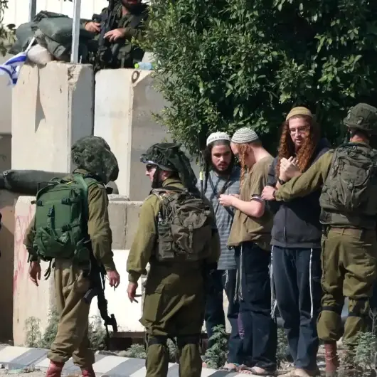 الضفة.. إصابة مسن فلسطيني باعتداء مستوطنين إسرائيليين عليه