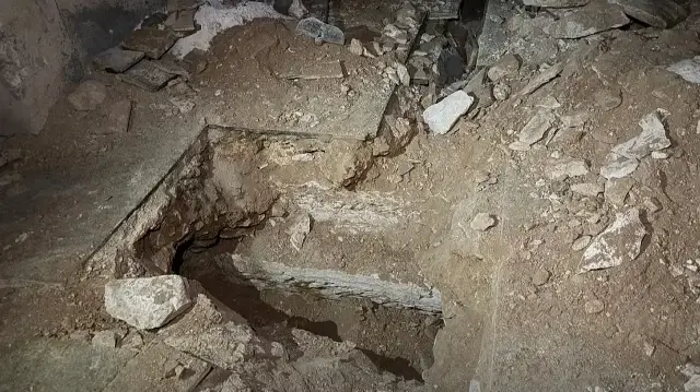 اكتشاف مقبرة جماعية في مقر أمني سابق بمعرة النعمان السورية