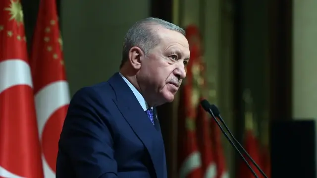 Le président Recep Tayyip Erdogan a prononcé un discours lors de la 16e Conférence des ambassadeurs, organisée au Centre d’exposition de la Nation d'Ankara, le 16 décembre 2025.