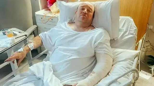 PM Albanese hails Bondi Beach hero in hospital after terror attack