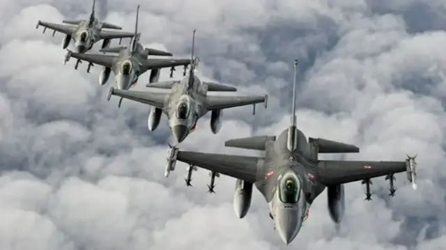 Истребители F-16