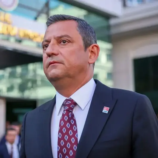 CHP’de çift başlılık endişesi