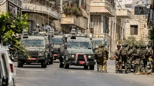 الضفة.. إصابة 3 فلسطينيين برصاص إسرائيلي خلال اقتحام نابلس