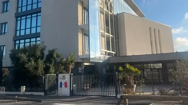 Le recteur de la grande mosquée de Lyon, Kamel Kabtane, a dénoncé un "discours ambiant" de haine contre les musulmans en France. 