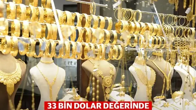 Polisler neye uğradığını şaşırdı: Hırsızlık yapmak için girdiği kuyumcuda 33 bin dolarlık altın kolyeyi yuttu