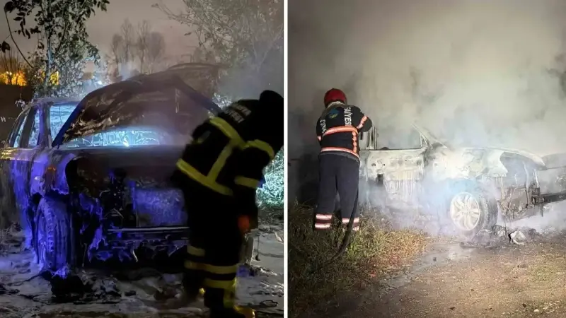 Tarlada park halindeki otomobil alev topuna döndü: Geriye demir yığınları kaldı