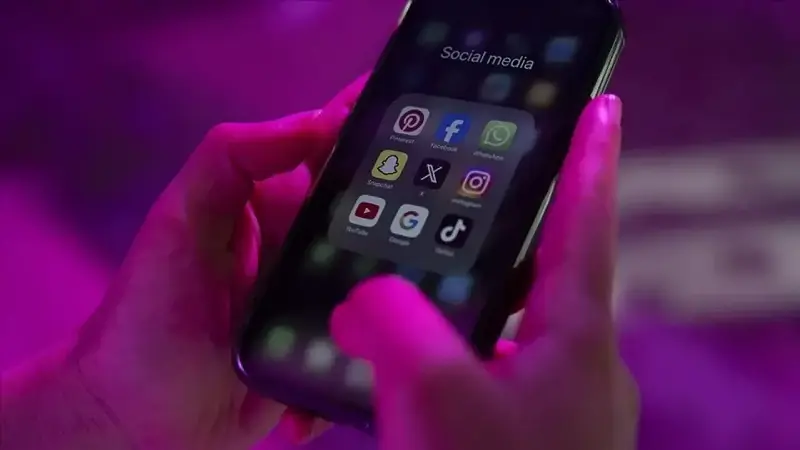 Avustralyalı Bakan Wells: Sosyal medya yasağını örnek almak için temasa geçen liderler var