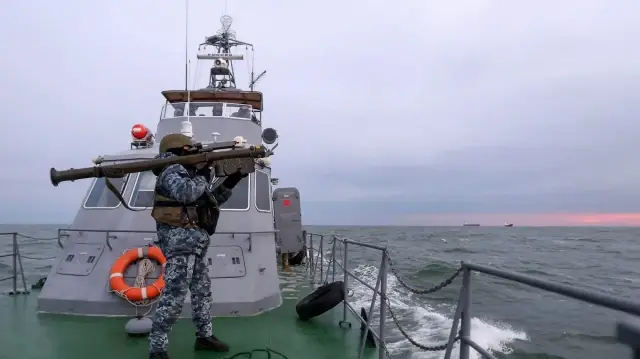 الرئيس الروسي: استهداف الناقلات الأوكرانية قرصنة وسنرد بمهاجمة الموانئ