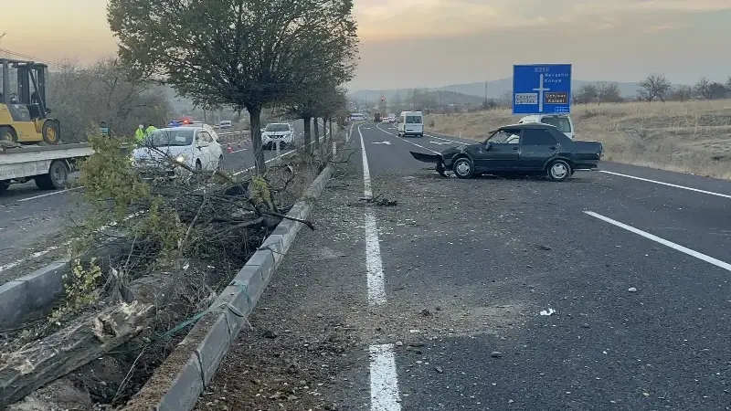 Yaralı sürücü Nevşehir Devlet Hastanesi'nde tedavi altına alındı.