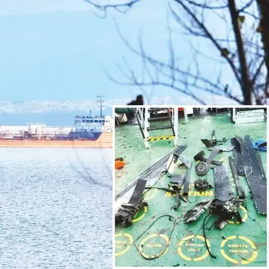 Bir sivil gemi daha vuruldu