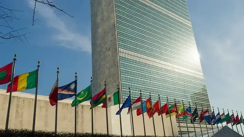 BM, Filistin'de işgale son verilmesini ve iki devletli çözümü talep eden kararı kabul etti