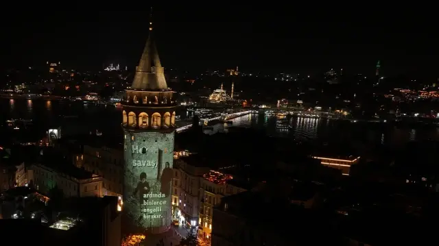 Galata Kulesi'ne savaşlarda engelli bırakılan çocuklar yansıtıldı