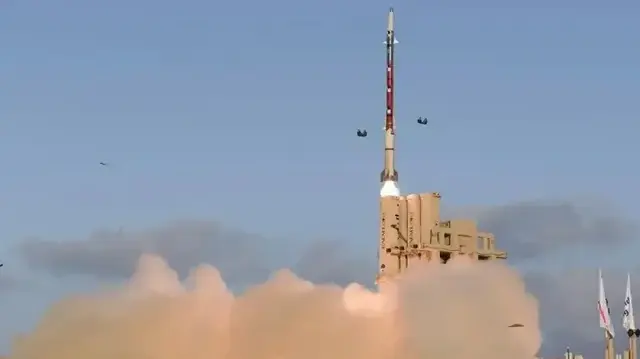 دولة الاحتلال تسلّم ألمانيا منظومة دفاع صاروخي "سهم 3"