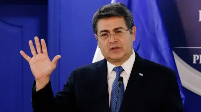  بعد عفو ترامب عنه.. إطلاق سراح رئيس هندوراس السابق هيرنانديز