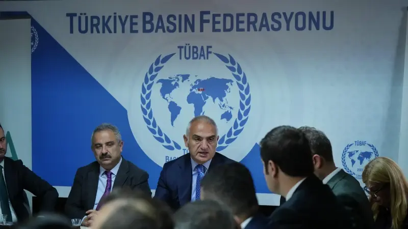 Bakan Ersoy: Turizmde 64 milyar dolar limitine ulaşılacak