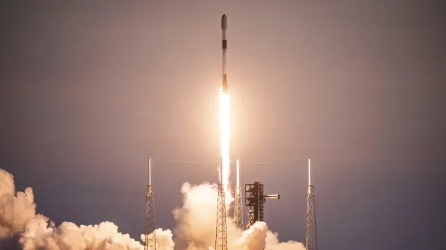 Ракета SpaceX вывела на орбиту очередную группу интернет-спутников Starlink | Фото: Space X