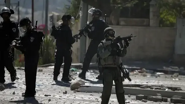  إصابة 7 فلسطينيين في اعتداء مستوطنين إسرائيليين بالخليل