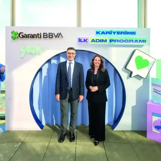 Garanti BBVA gençleri iş dünyasına hazırlıyor