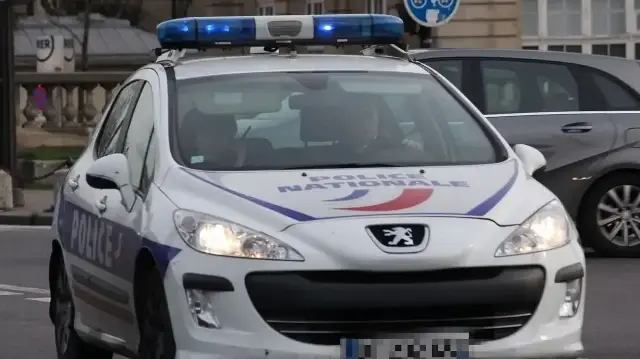 Sur les 16 personnes initialement mises en cause dans cette gestion défaillante, l’ordonnance de la Cour des comptes retient finalement la responsabilité de six hauts responsables pour "défaut de surveillance". 