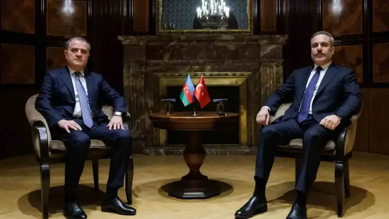 Bakan Fidan Azerbaycanlı mevkidaşı ile görüştü