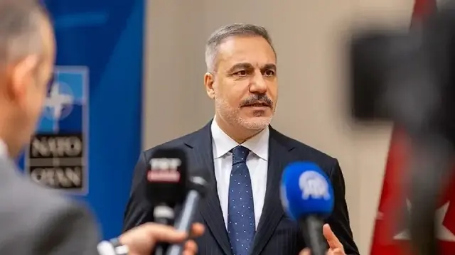 فيدان يحذر من اتساع رقعة الحرب الروسية الأوكرانية