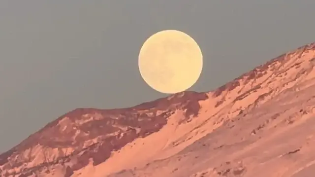 Ağrı Dağı dolunay ile görüntülendi