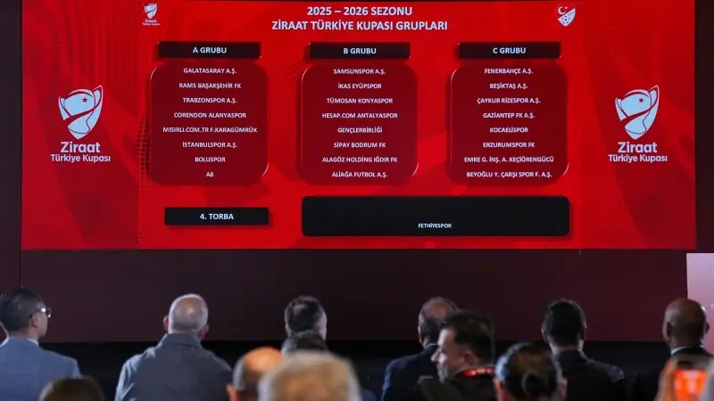 Ziraat Türkiye Kupası'nda 24 takımın mücadele edeceği grup aşamasında eşleşmeler, Türkiye Futbol Federasyonu (TFF) Riva Hasan Doğan Milli Takımlar Kamp ve Eğitim Tesisleri'nde gerçekleştirilen kura çekimiyle belli oldu.