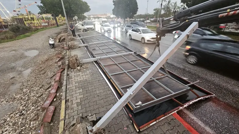 Alanya'da sağanak etkili oldu