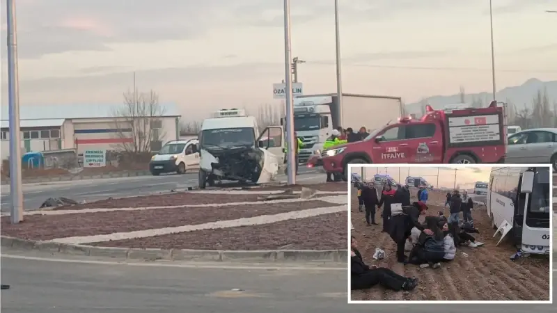 Afyonkarahisar'da öğrenci servisi ile kamyonet çarpıştı: 14 yaralı