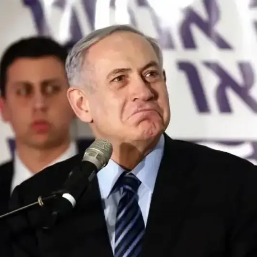  نتنياهو يحاول إقناع ترامب أنه مضطهد لتكثيف جهود العفو عنه