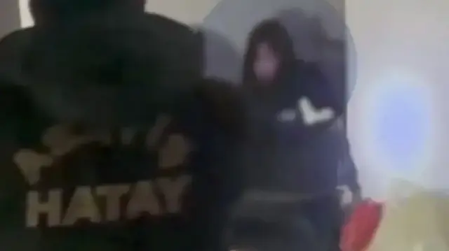 Hatay'da fuhuşa sürüklenen kadınlar bidonlarla kapatılan gizli bölmeden çıktı