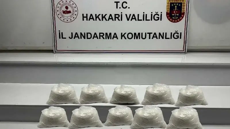 Hakkari’de 9 kilo metamfetamin ele geçirildi