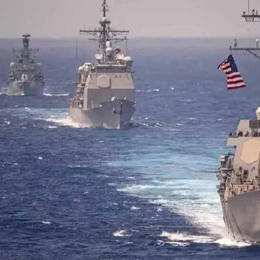 الجيش الأمريكي يعلن مقتل 4 أشخاص في استهداف قارب "مخدرات"