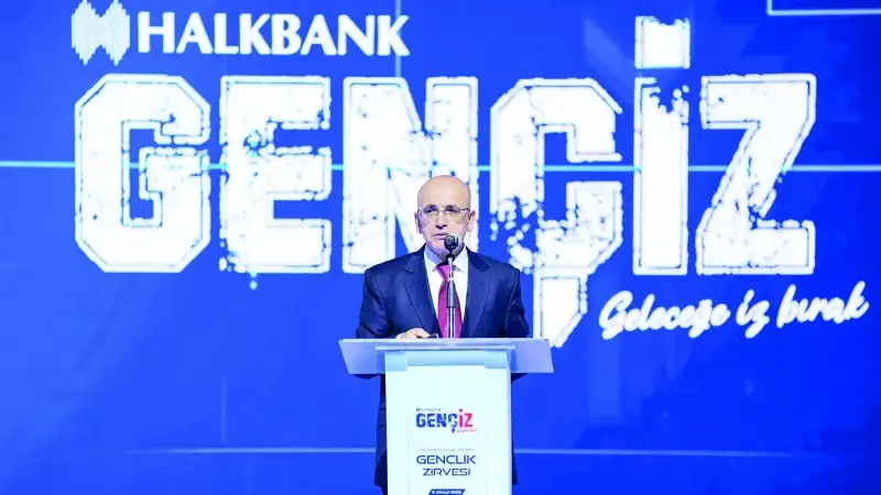 Mehmet Şimşek.