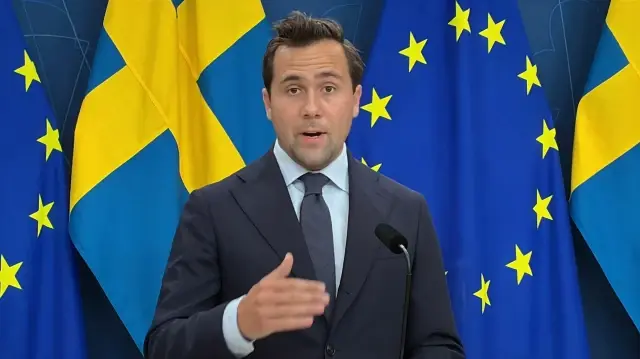 Le ministre suédois du Développement international et du Commerce extérieur, Benjamin Dousa, s'est exprimé auprès d'un journaliste de l'agence AA au sujet du génocide perpétré par Israël dans la bande de Gaza, des attaques et du blocus strict limitant l'accès à l'aide humanitaire, qui ont entraîné une famine dans la région, ainsi que des mesures que l'Union européenne (UE) devrait prendre.