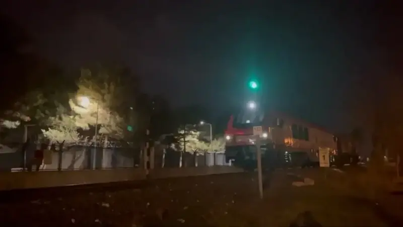 Afyonkarahisar'da lokomotifin çarptığı genç hayatını kaybetti