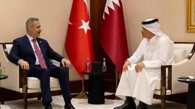Türkiye, Qatar foreign ministers hold talks on sidelines of Doha Forum