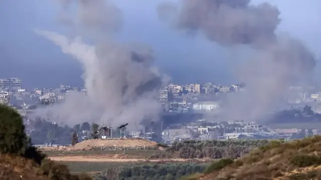 الاحتلال الإسرائيلي ينفذ عمليات قصف ونسف في مناطق سيطرته بغزة 
