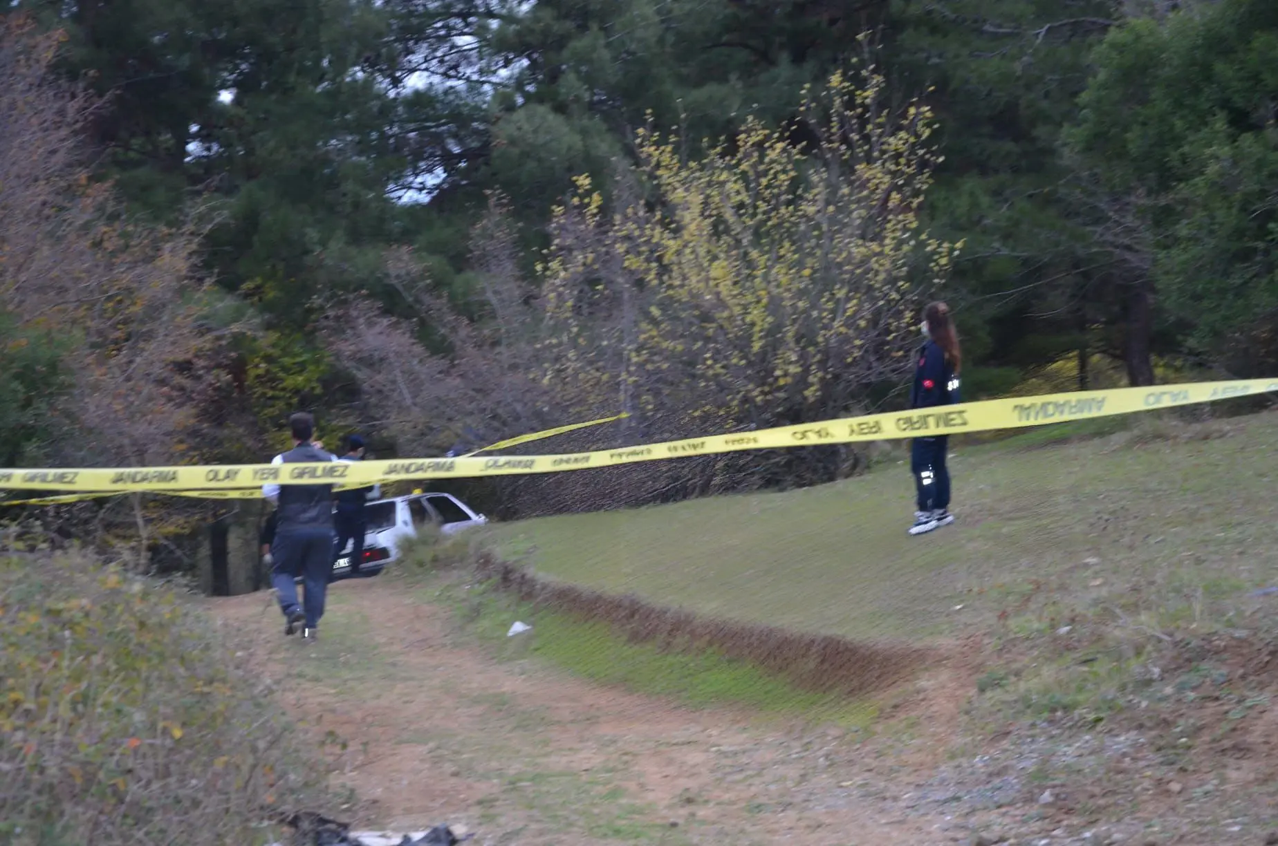 Samsun'da kısa süre önce boşanan çift otomobilde ölü bulundu