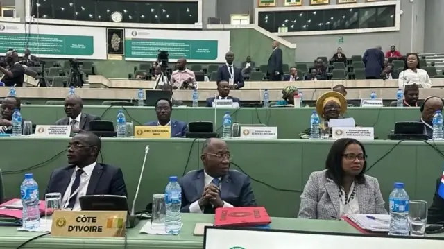 ECOWAS to deploy regional force to Benin after coup attempt