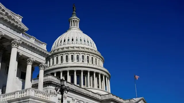 Президентам США запретят вести боевые действия на Ближнем Востоке без разрешения.
